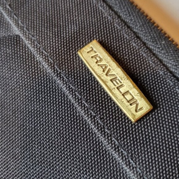 Travelon Zipper Wristlet Wallet Black with Purple Lining - Picture 3 of 9